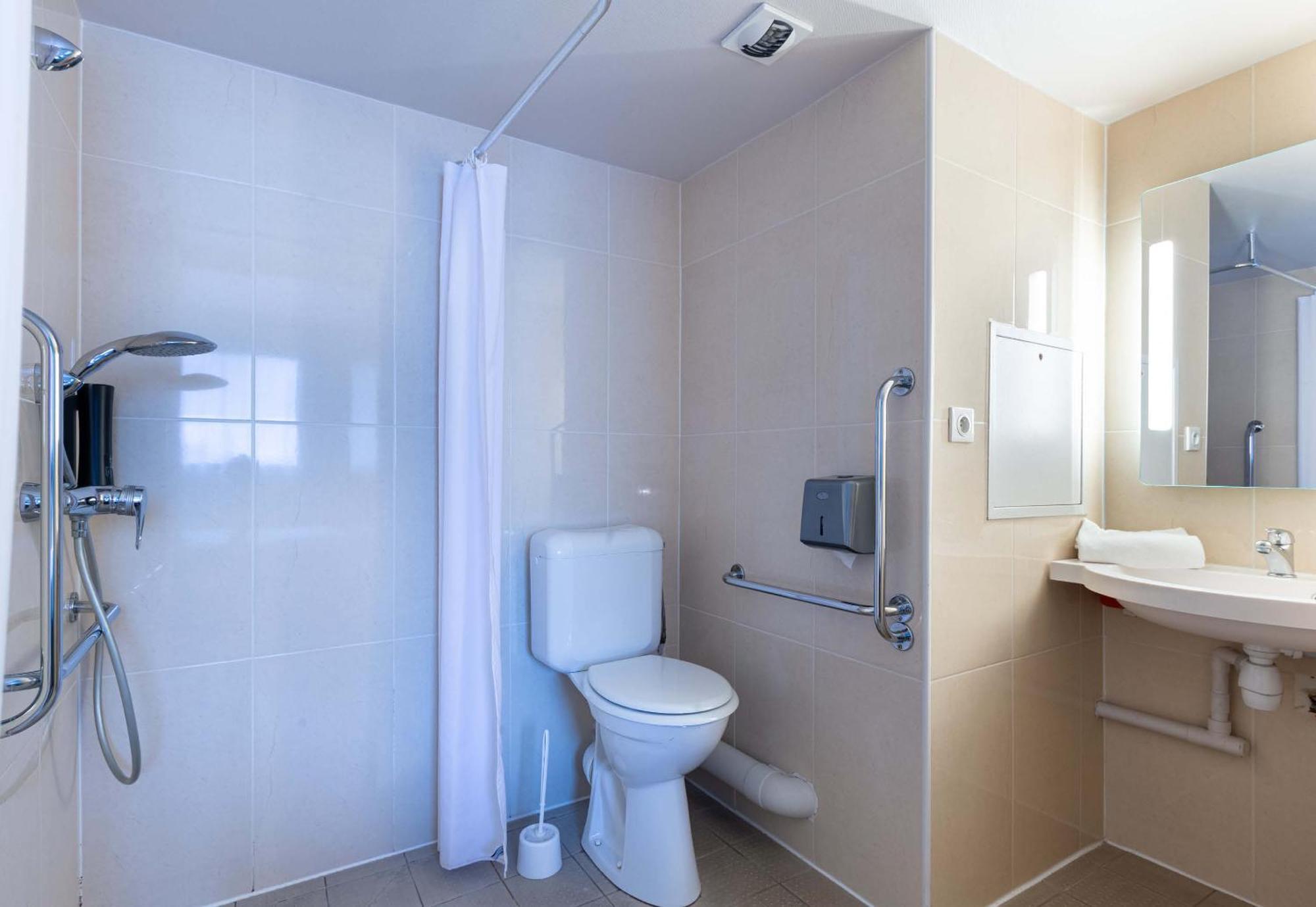 B&B Hotel Bourges 2 Экстерьер фото
