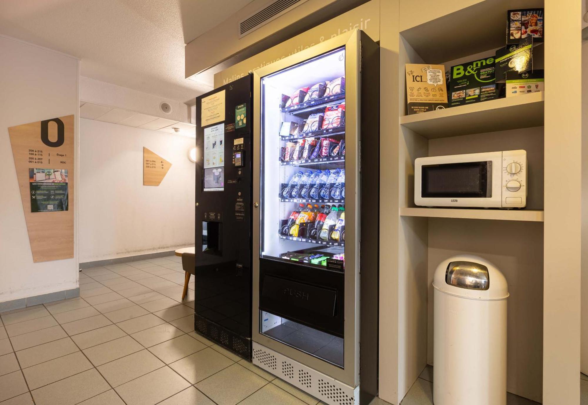 B&B Hotel Bourges 2 Экстерьер фото