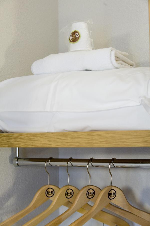B&B Hotel Bourges 2 Экстерьер фото